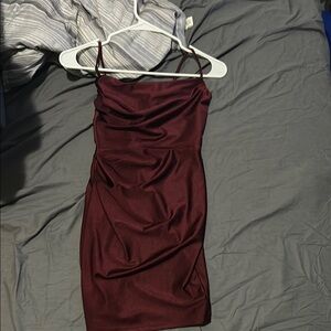 Elegant Burgundy Spaghetti Strap Dress